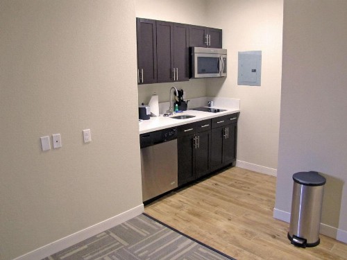 Hampton Inn McPherson - image 39