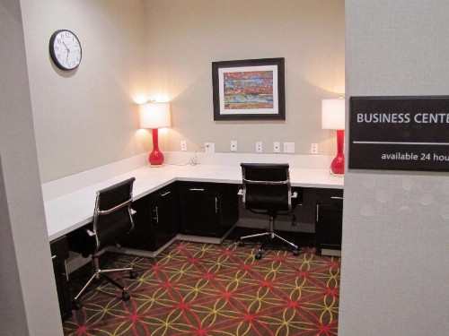 Hampton Inn McPherson - image 41