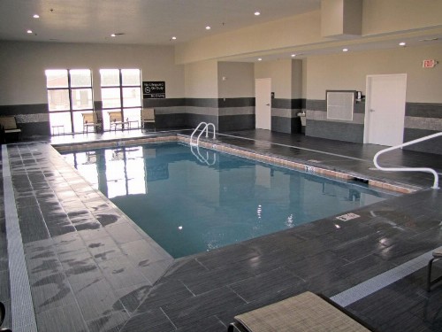 Hampton Inn McPherson - image 7