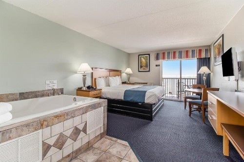Dunes Waterfront Resort - image 12