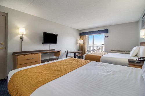 Dunes Waterfront Resort - image 23