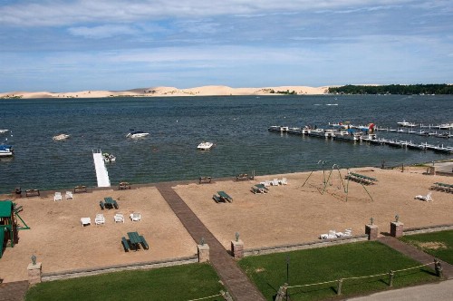 Dunes Waterfront Resort - image 25