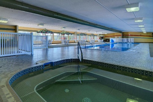 Dunes Waterfront Resort - image 40