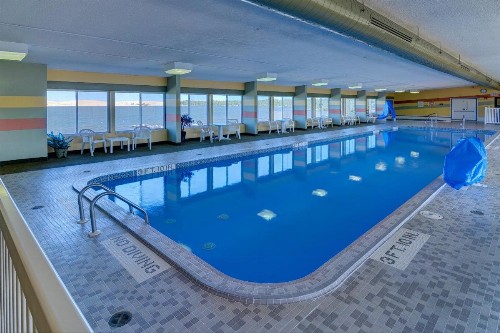 Dunes Waterfront Resort - image 6