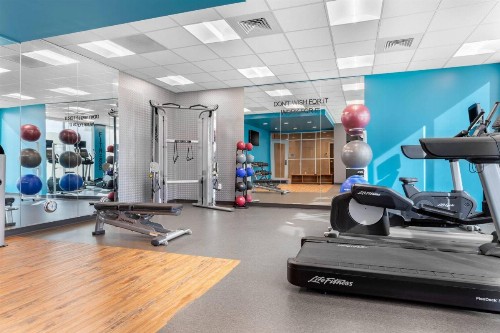 Fairfield Inn & Suites by Marriott Mebane - image 4
