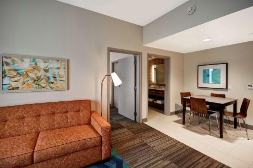 Home2 Suites Mechanicsburg - image 28