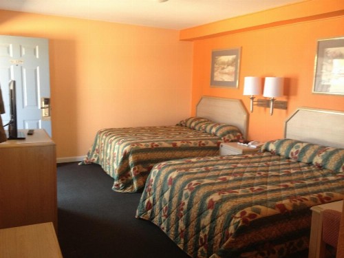 Copa Budget Inn - image 3