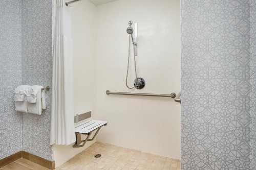 Hampton Inn Melbourne-Viera - image 28