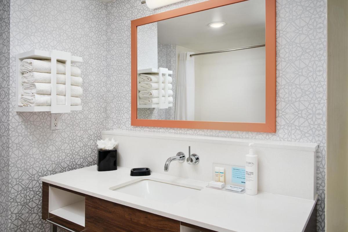 Hampton Inn Melbourne-Viera - image 3
