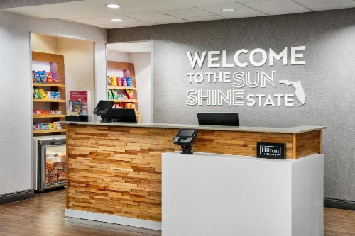 Hampton Inn Melbourne-Viera - image 8
