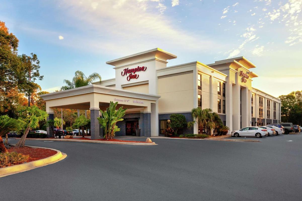 Hampton Inn Melbourne - main image