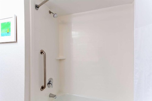 Hampton Inn Melbourne - image 16