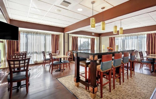 Hampton Inn Melbourne - image 3
