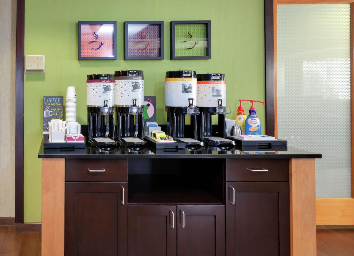 Hampton Inn Melbourne - image 6