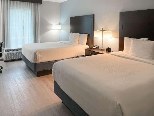 Comfort Inn & Suites Melbourne-Viera - image 11