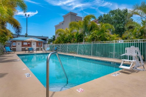 Comfort Inn & Suites Melbourne-Viera - image 3