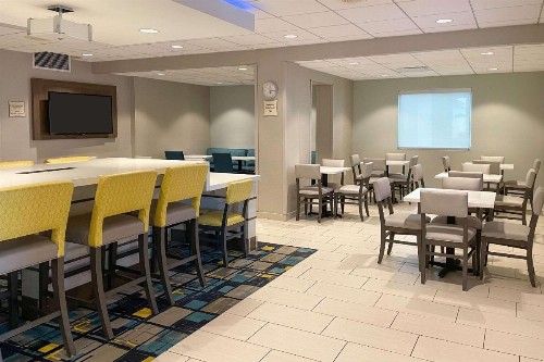Comfort Inn & Suites Melbourne-Viera - image 5