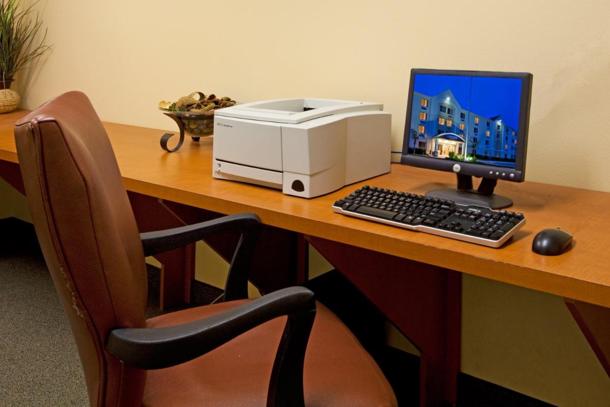 Candlewood Suites Melbourne-Viera an IHG Hotel - image 3