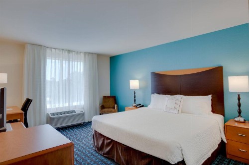 Fairfield by Marriott Inn & Suites Melbourne West/Palm Bay - image 10