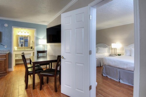 Melbourne All Suites Inn - image 15