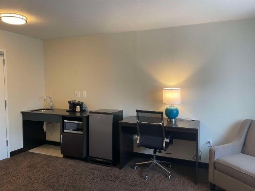 Suburban Extended Stay Hotel Melbourne Airport - image 11