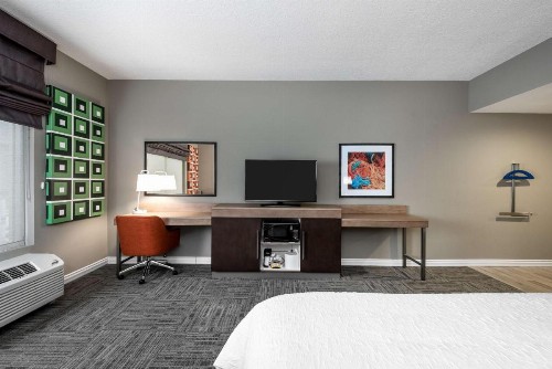 Hampton Inn & Suites West Melbourne-Palm Bay Road - image 3