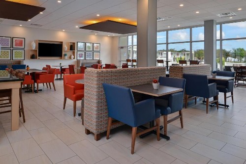 Holiday Inn Express Melbourne West an IHG Hotel - image 4
