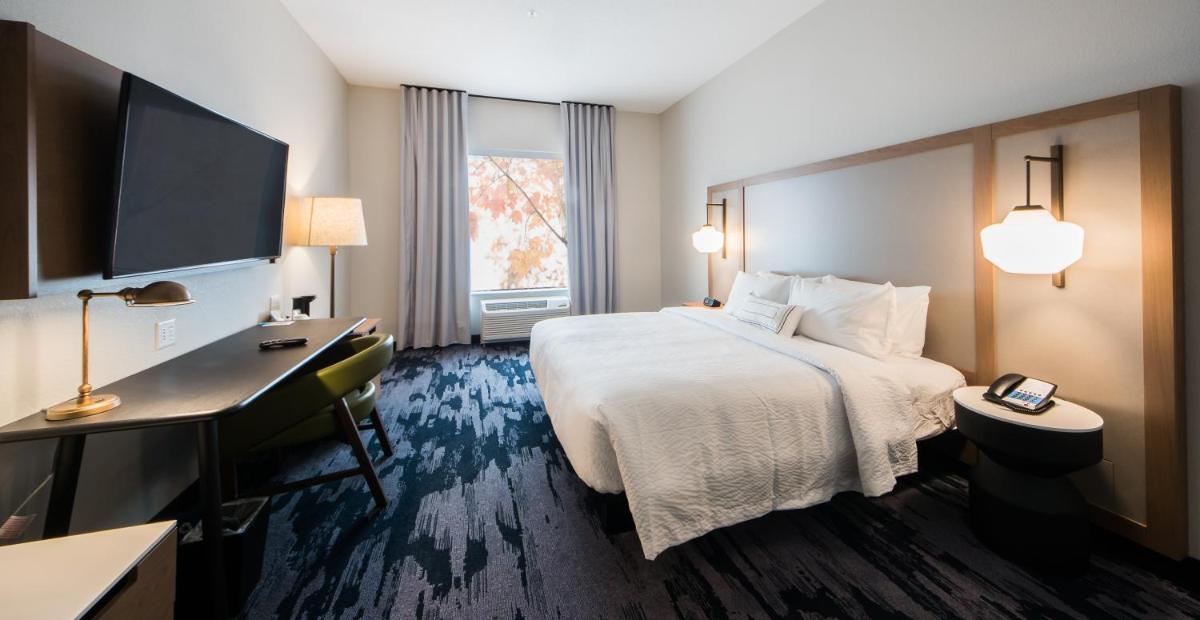 Fairfield Inn & Suites by Marriott Melbourne Viera Town Center - image 6