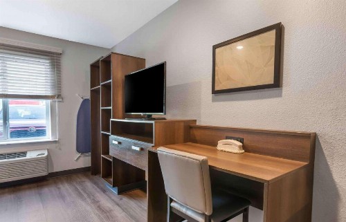 WoodSpring Suites West Melbourne I-95 - image 25