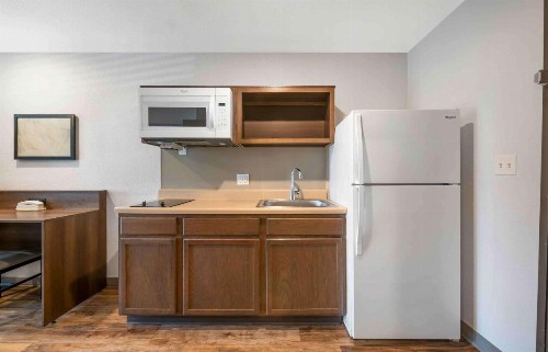 WoodSpring Suites West Melbourne I-95 - image 8