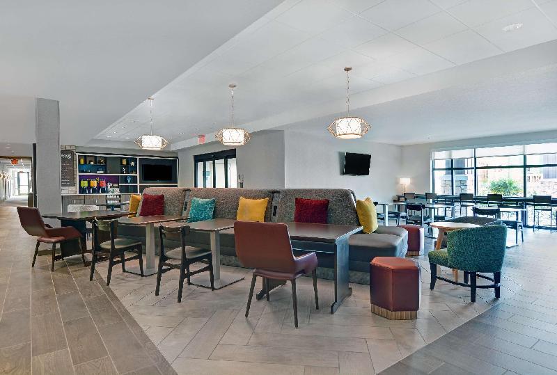 Home2 Suites by Hilton Melbourne Viera - image 2