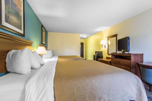 Quality Inn & Suites Memphis East - image 3