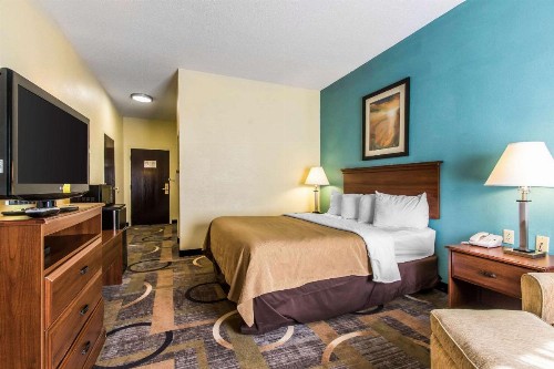 Quality Inn & Suites Memphis East - image 8