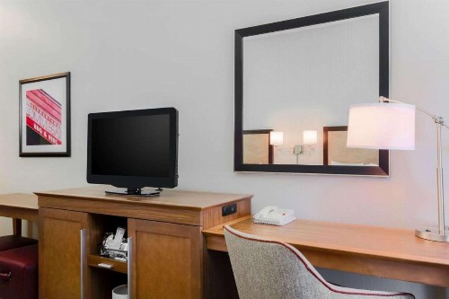 Hampton Inn Memphis-Southwind - image 29