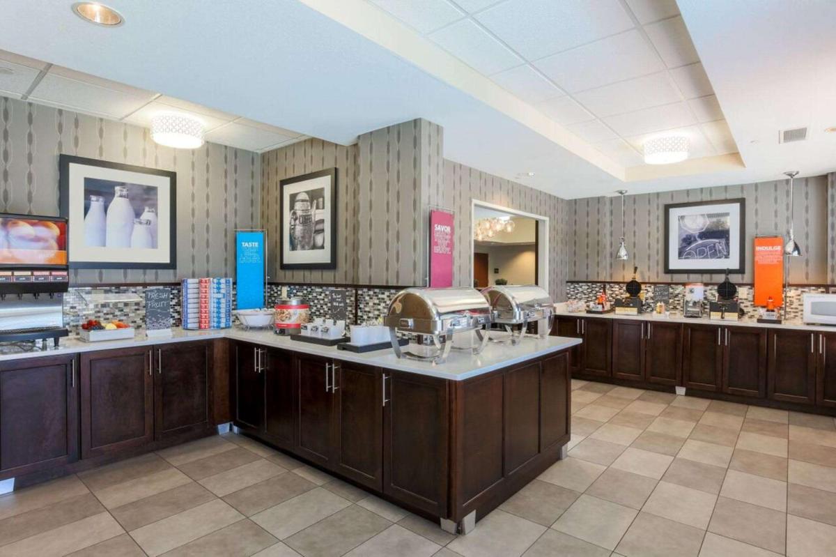 Hampton Inn Memphis-Southwind - image 3