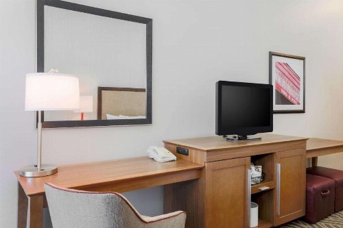 Hampton Inn Memphis-Southwind - image 30