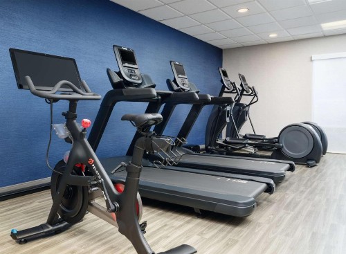 Hampton Inn & Suites Memphis-Shady Grove - image 20
