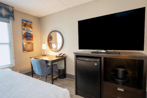 Hampton Inn & Suites Memphis-Shady Grove - image 23