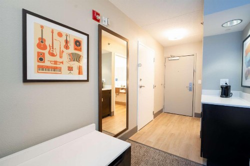 Hampton Inn & Suites Memphis-Shady Grove - image 26