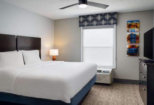 Hampton Inn & Suites Memphis-Shady Grove - image 30