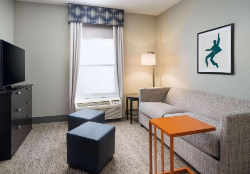 Hampton Inn & Suites Memphis-Shady Grove - image 35