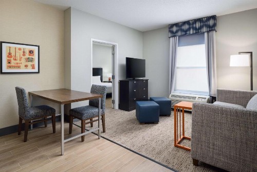 Hampton Inn & Suites Memphis-Shady Grove - image 45