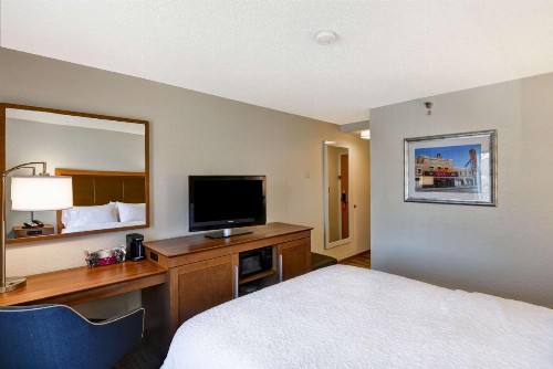 Hampton Inn Memphis Poplar - image 16