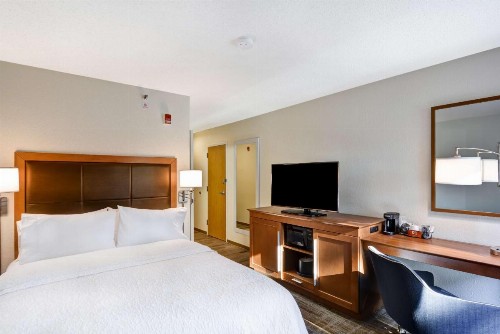 Hampton Inn Memphis Poplar - image 23