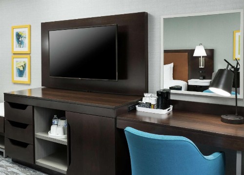 Hampton Inn & Suites Memphis-Beale Street - image 29