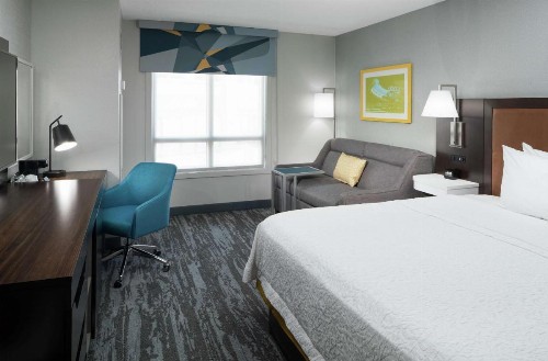 Hampton Inn & Suites Memphis-Beale Street - image 34