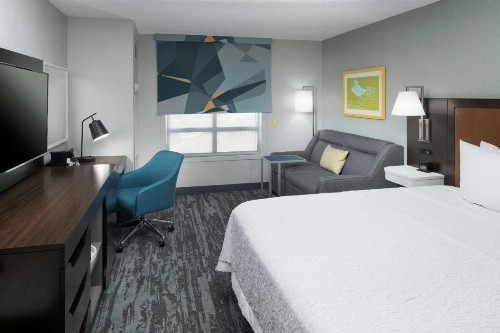 Hampton Inn & Suites Memphis-Beale Street - image 37