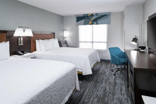 Hampton Inn & Suites Memphis-Beale Street - image 46