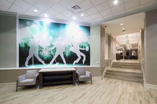 Hampton Inn & Suites Memphis-Beale Street - image 5
