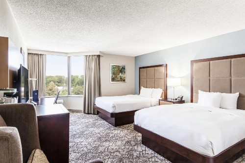 DoubleTree by Hilton Memphis - image 19